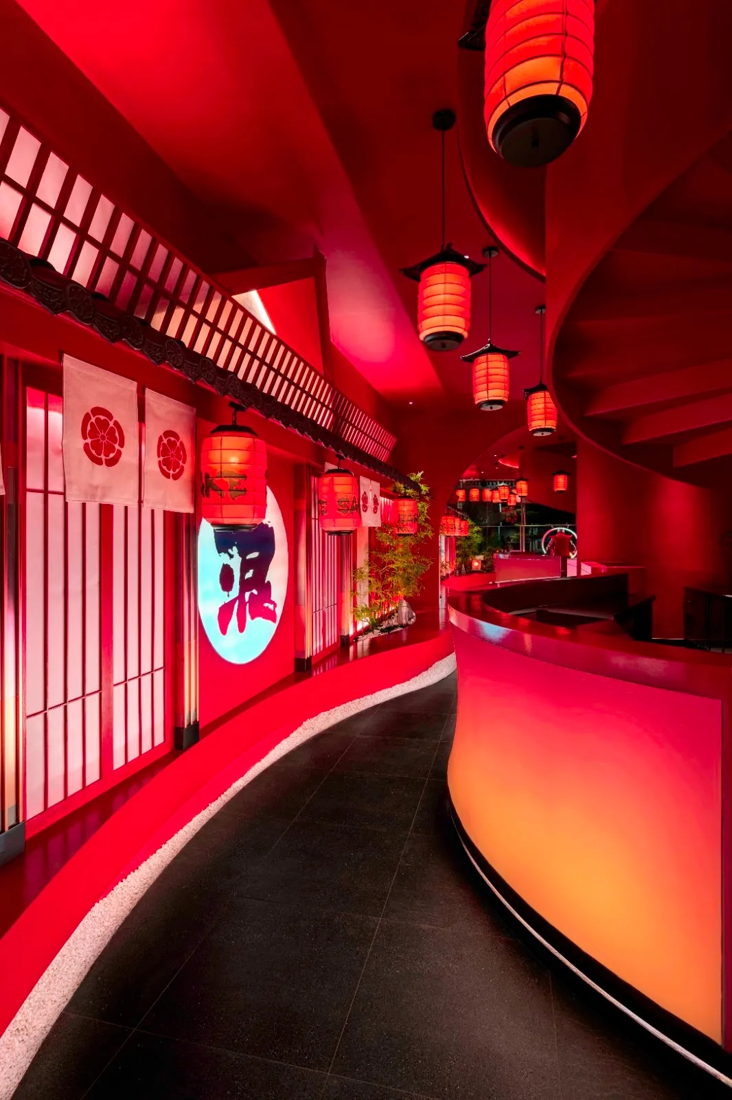 日式餐厅通道设计